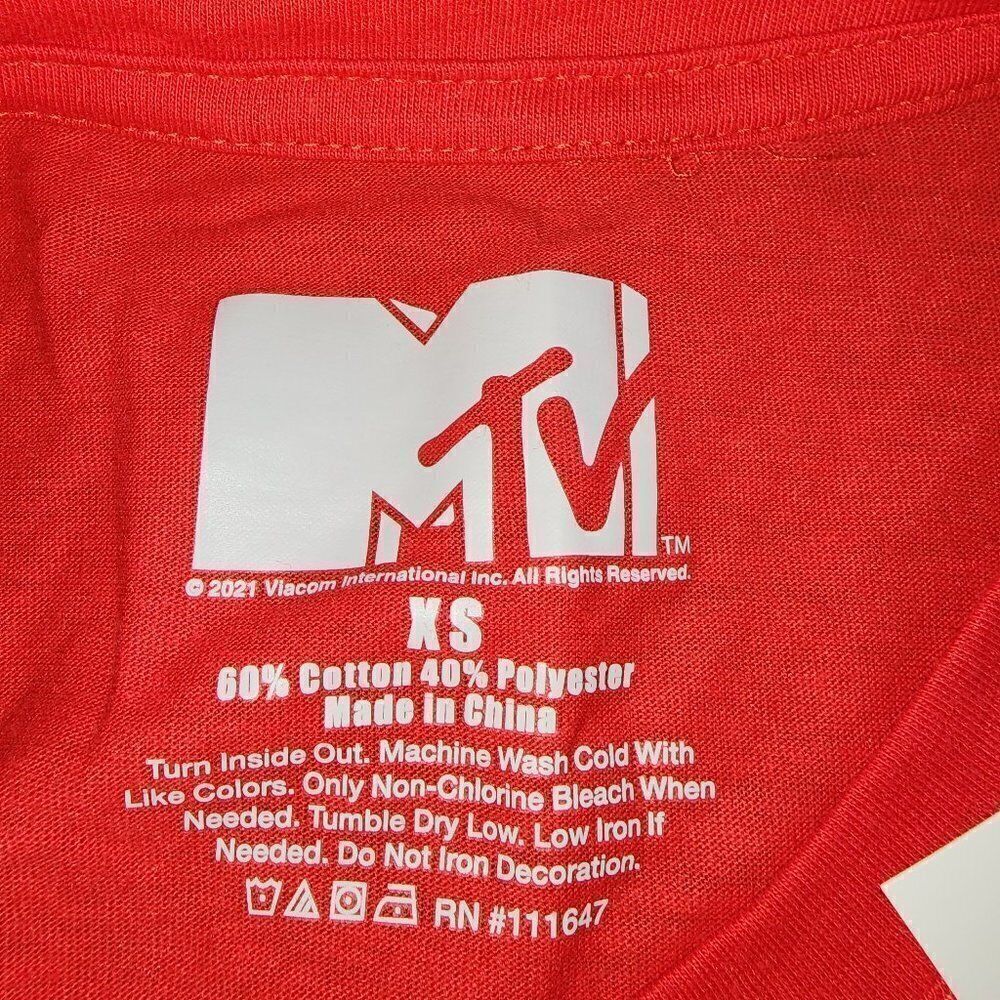 NWT MTV Music Television T-Shirt Women Red Green Ugly Sweater Vintage Style - Picture 3 of 4